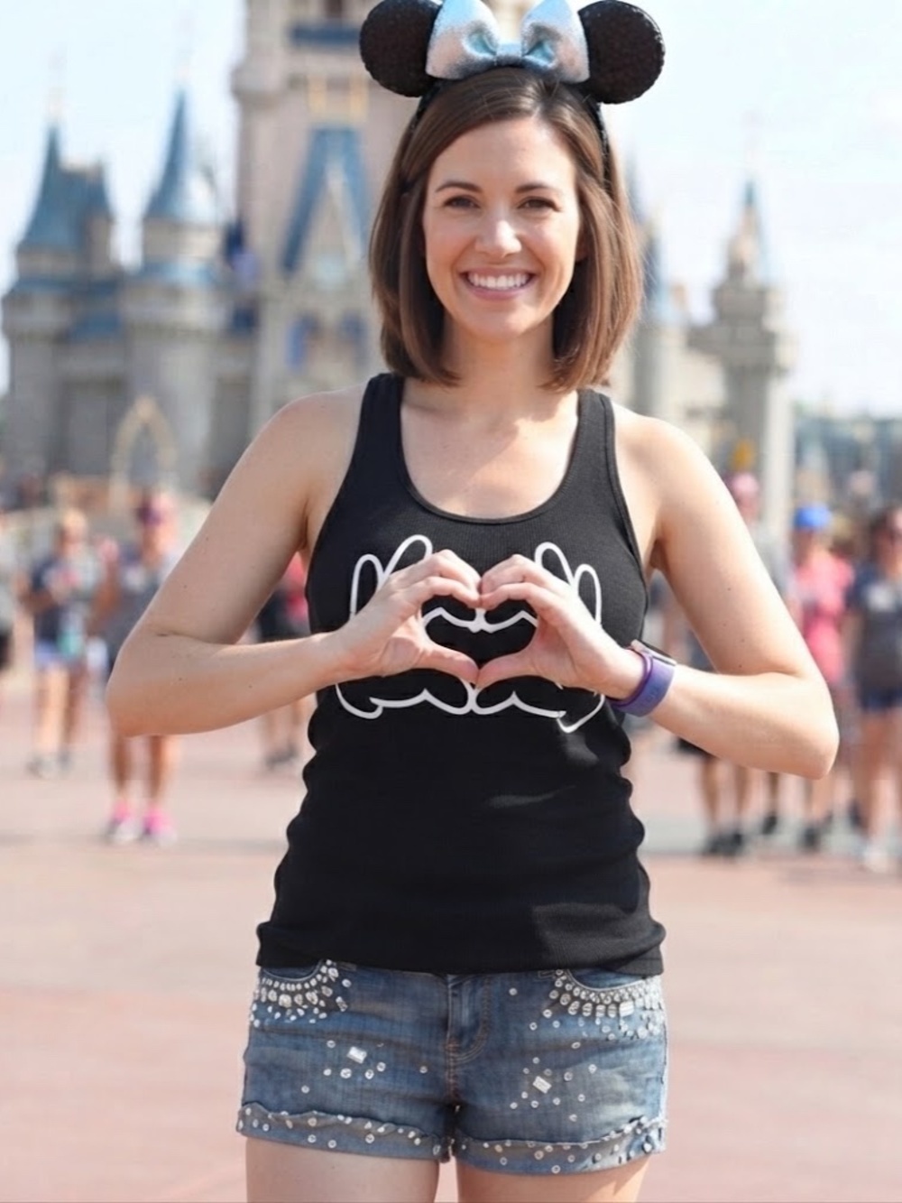Mickey ❤️ Gloves Graphic Racerback Tank - Picture 2 of 7